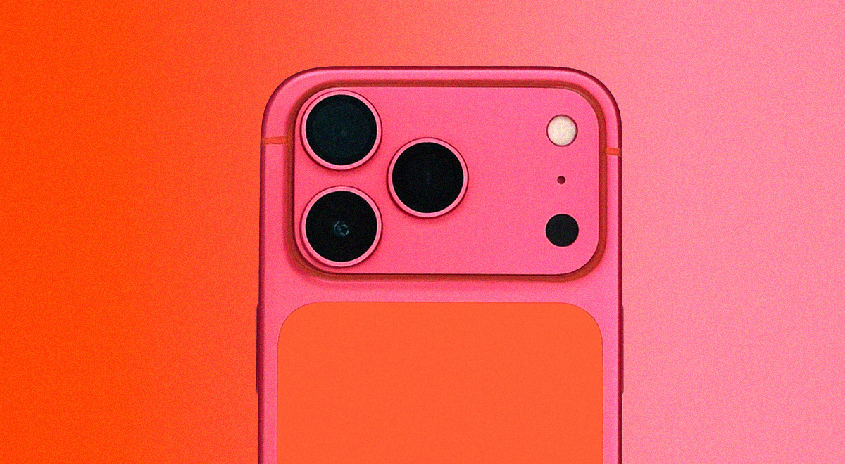 iPhone 17 series in pink