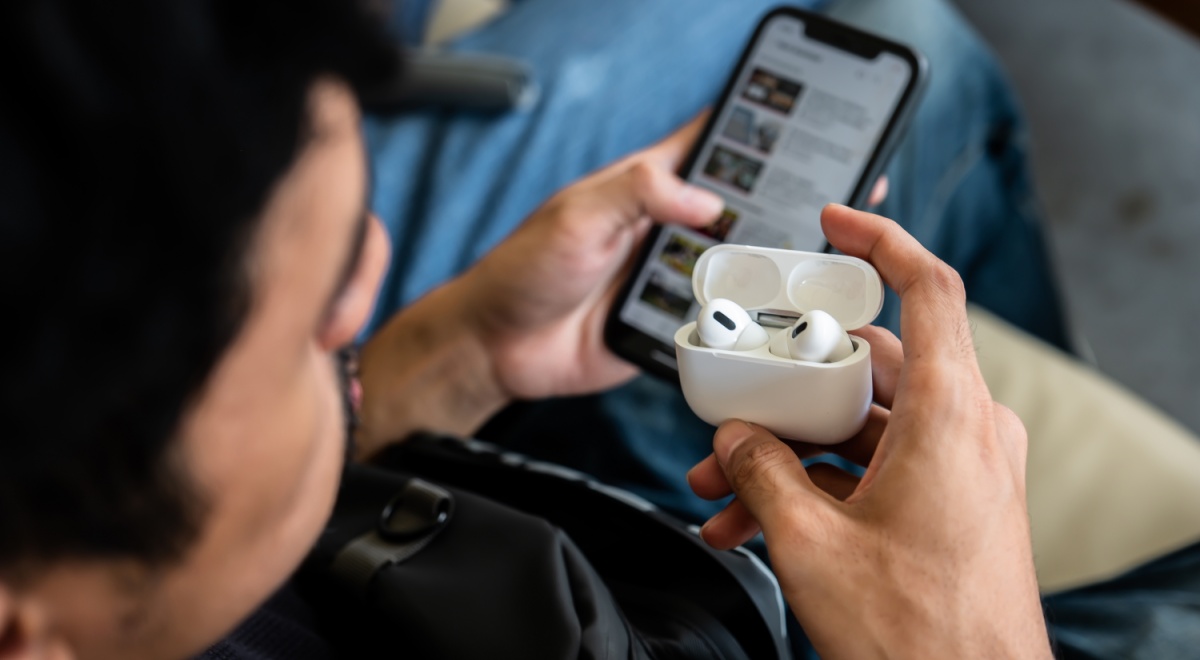 Bluetooth pairing earbuds, airpods