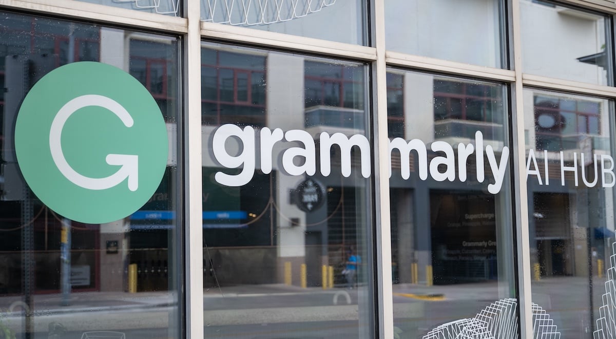 grammarly ai hub