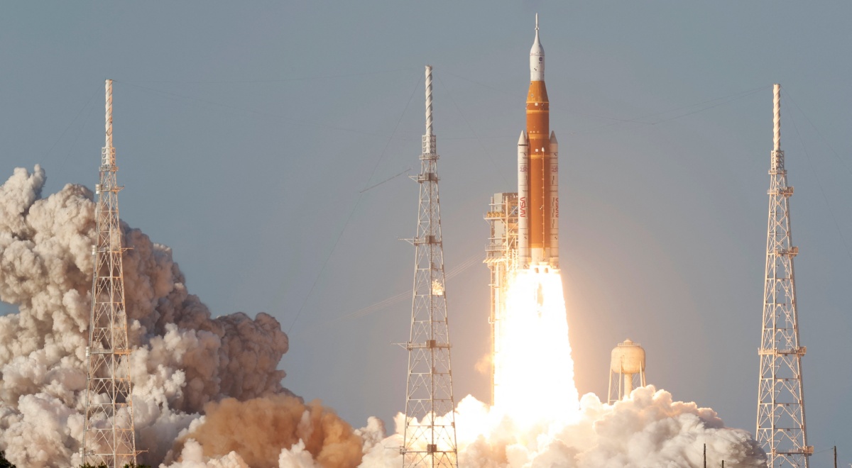 NASA Artemis II liftoff