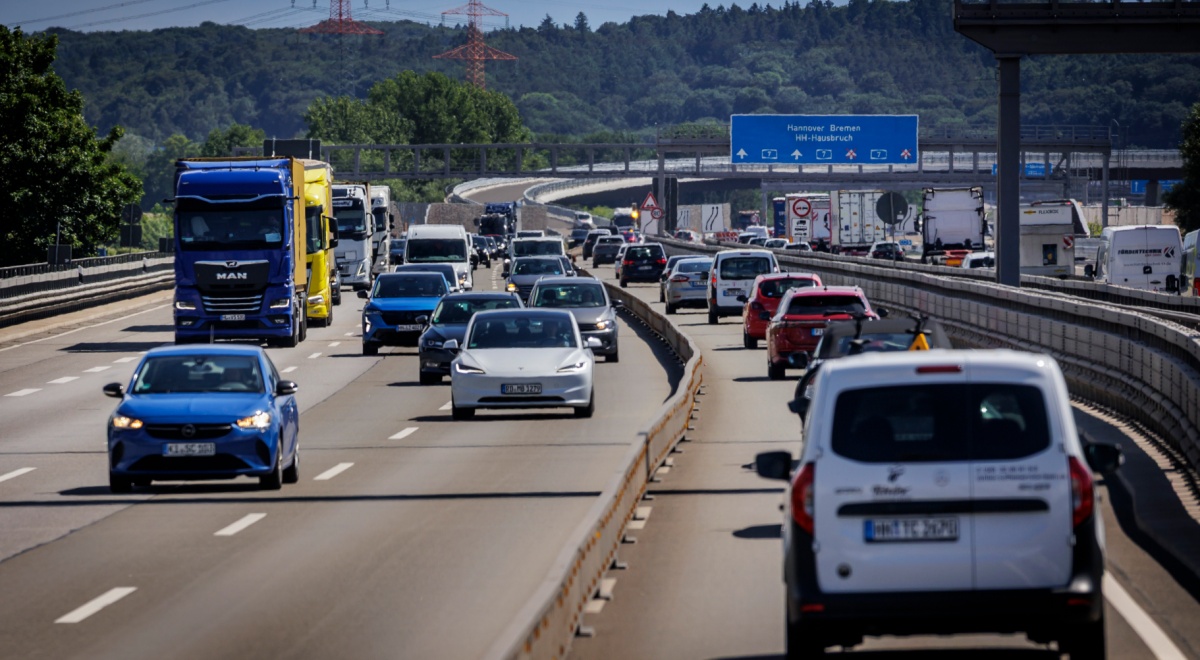 traffic_germany_car_road