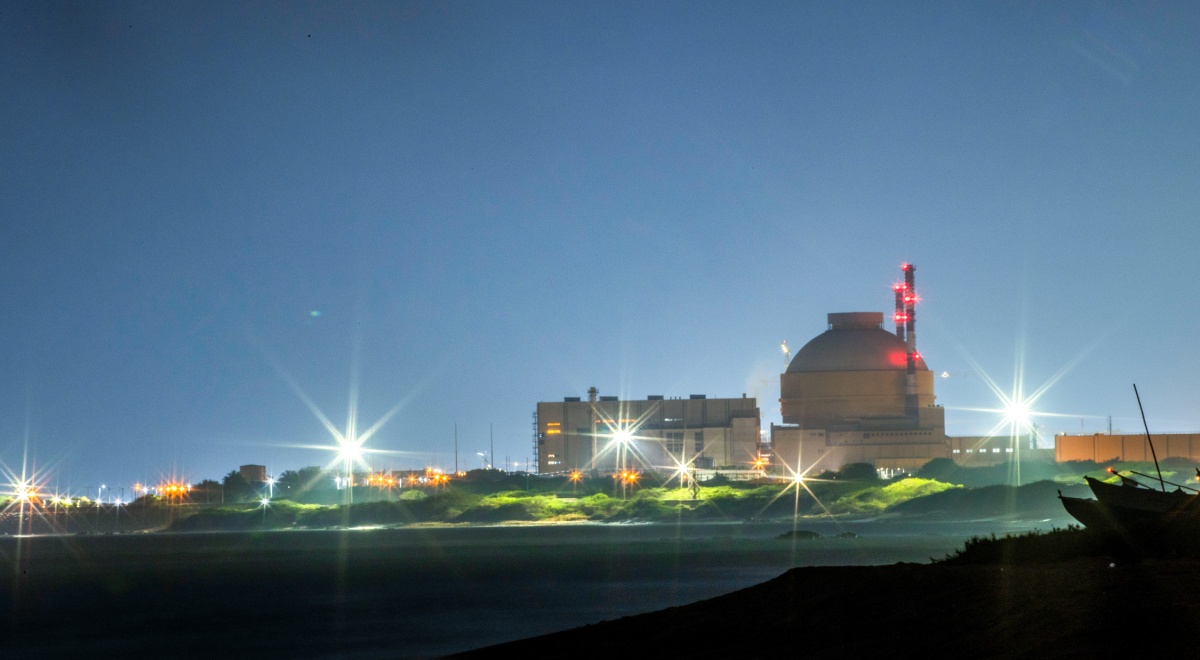 Kudankulam Nuclear Power Plant, dome, vlear blue night sky, two bright white lights