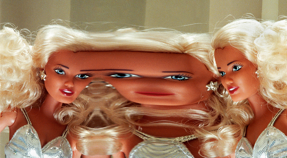 claudia shiffer fashion doll distored mirror