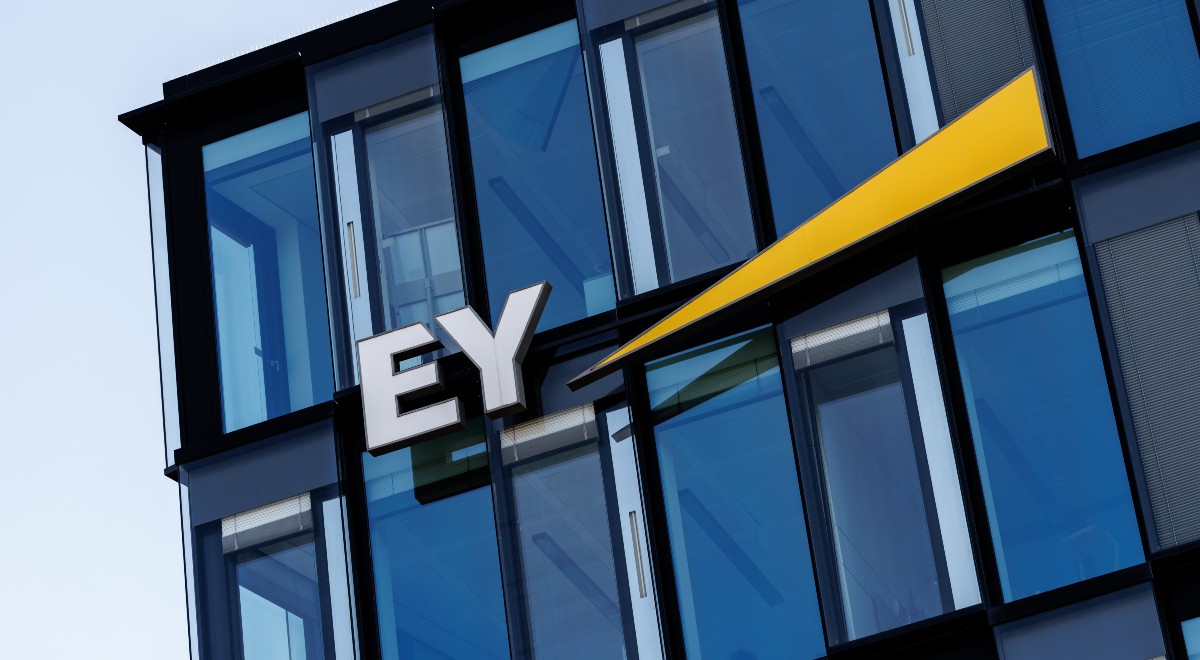 ey