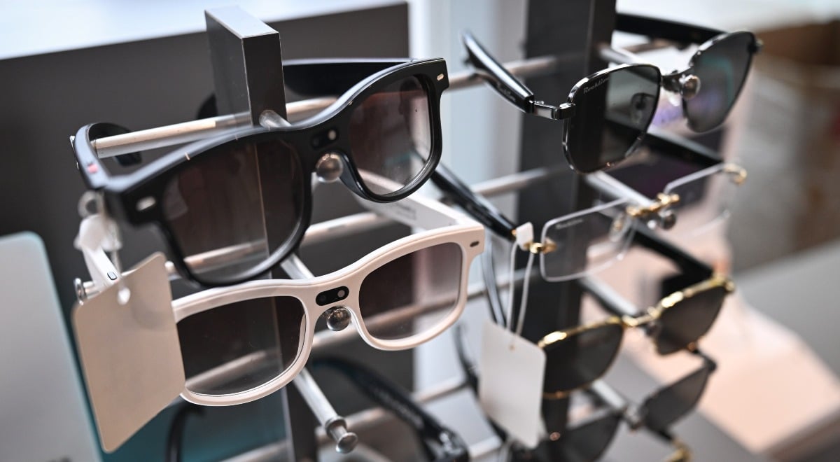Eight pairs of smart AI glasses on display in China