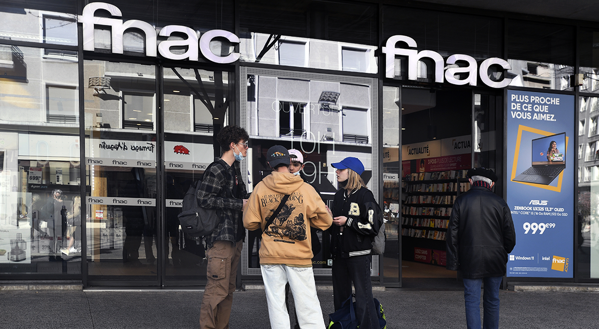 French electronics store fnac