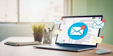 New email alert on laptop