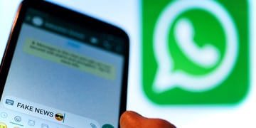 whatsapp logo