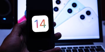 ios phone with number 14 on screen