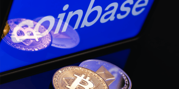 Coinbase slashing workforce