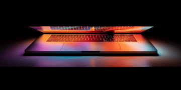 Attackers use spyware to attack Apple macOS users
