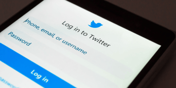 Standard Twitter login page on mobile