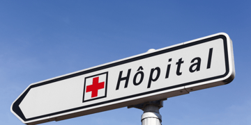 French hospital sign