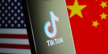 TikTok Chinese US Flags
