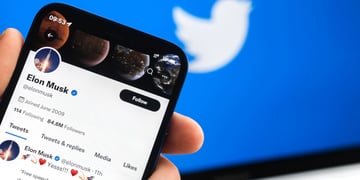 Elon Musk Twitter page