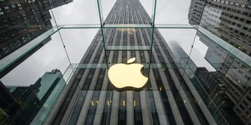 Apple logo shiny
