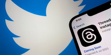 twitter facebook
