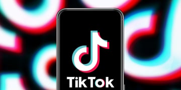 TikTok smartphone