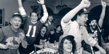 1987 Giants fans went crazy at Little Pepina's as their team won, super bowl