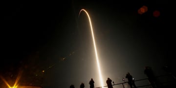 Night-time launch of the Endeavour from Florida