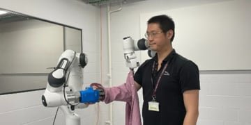 dressing-robot