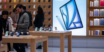 iphone apple