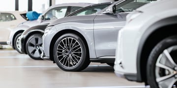 car_dealership_0815