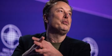 elon-conference-thinking