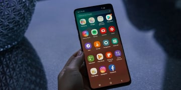 samsung-galaxy-s10-smartphone