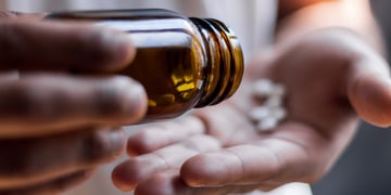 addiction_pills_1224
