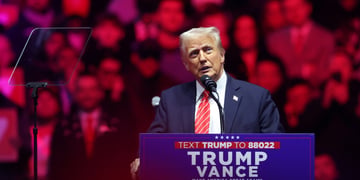 Donald Trump speaks at his victory rally