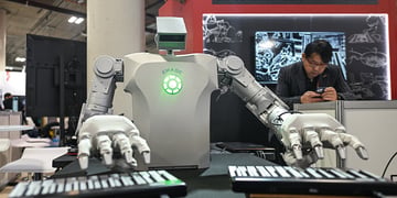 Emage Vision's TOMO robot