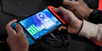 nintendo-switch-gaming-console