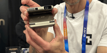 zip-pocket-projector-ces-2025
