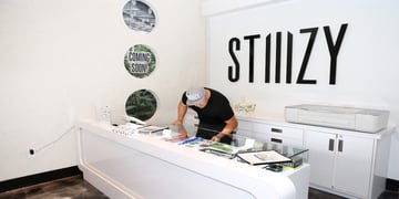 stiiizy-cannabis-store