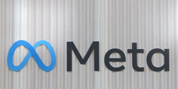 Meta logo 3