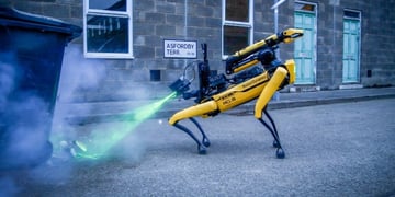 Boston Dynamics robot dog difusing a bomb