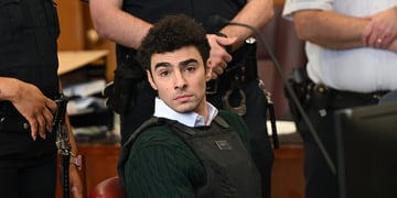 Luigi Mangione, suspected killer of Brian Thompson, in court hearing