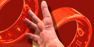 Smart ring marks on finger