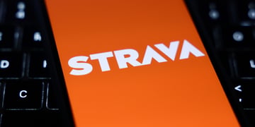 strava-app-phone