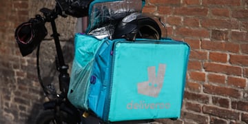 Deliveroo food delivery service