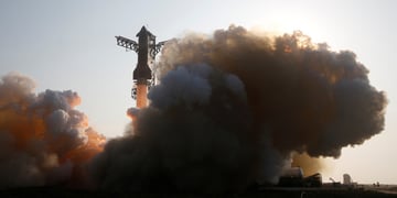 space X rocket about to take off