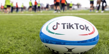 tiktok-rugby-ball