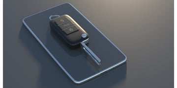 Phyiscal car Key on iPhone