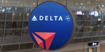 Delta Air Lines sign