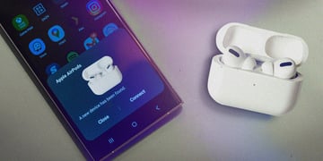 Apple AirPods works on Android phone
