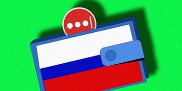 wallet with russian flag
