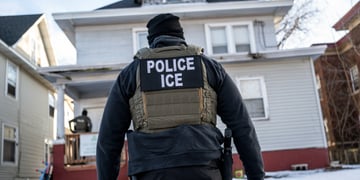 US immigration officer