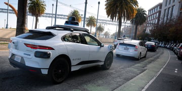 Waymo robotaxi california