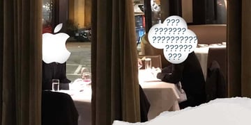 Apple and Google CEOs during dinner in 2017